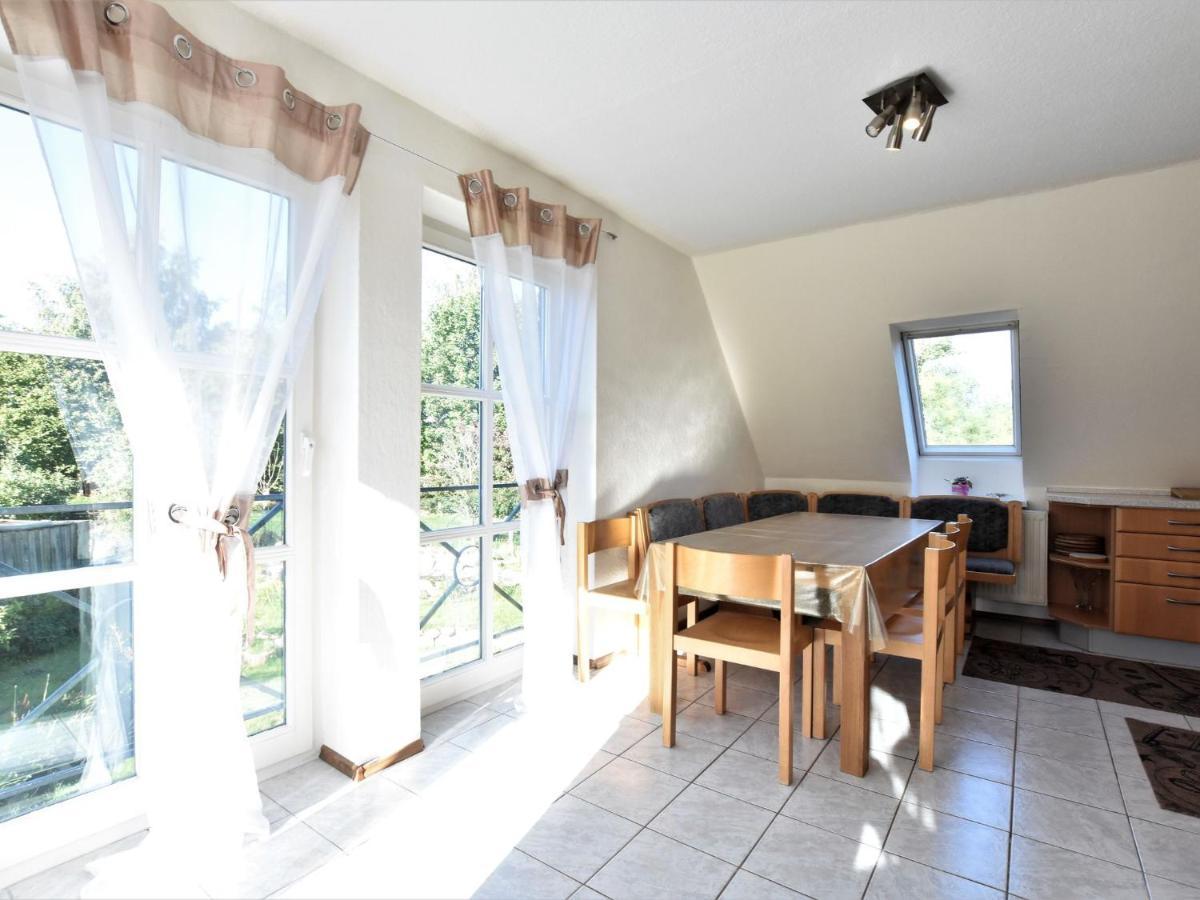 4 Room Holiday Apartment With Garden Kossau Chambre photo