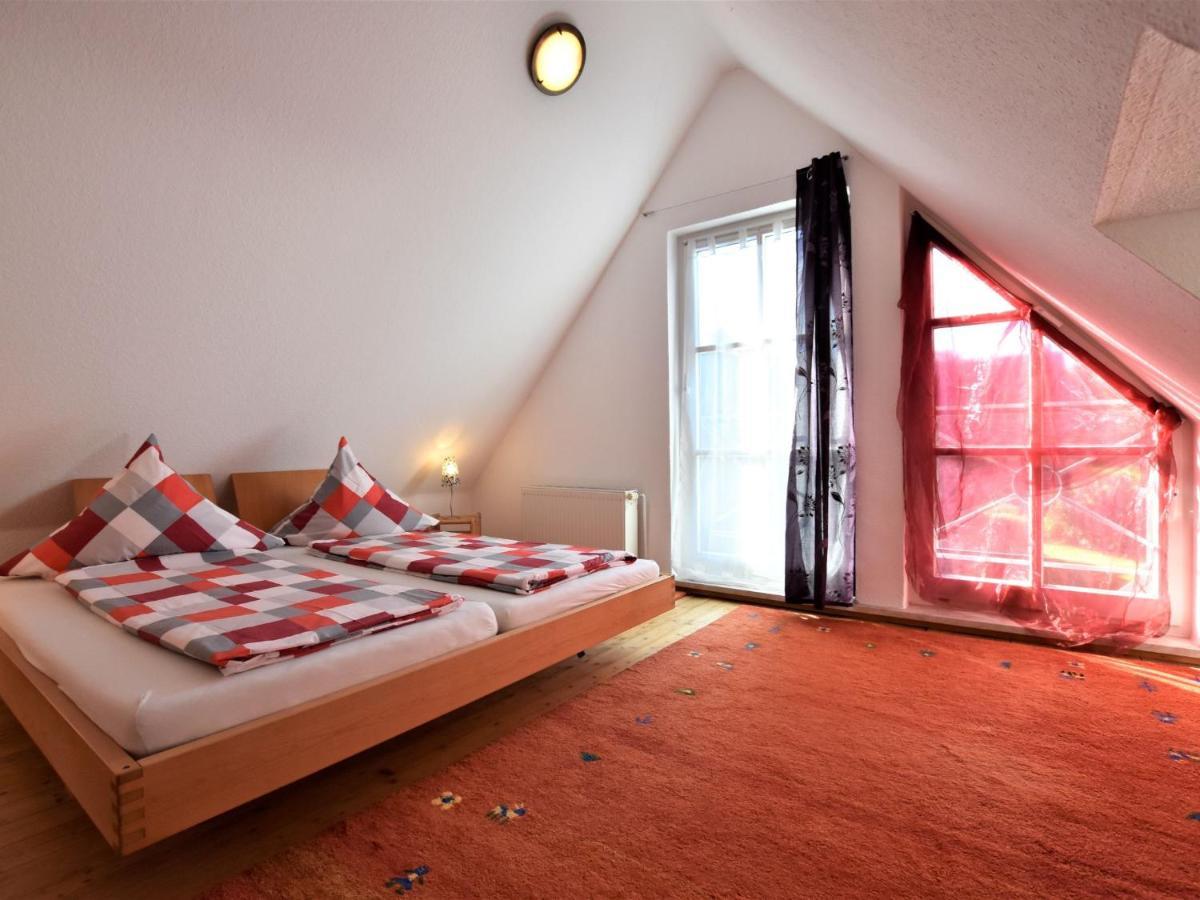 4 Room Holiday Apartment With Garden Kossau Chambre photo